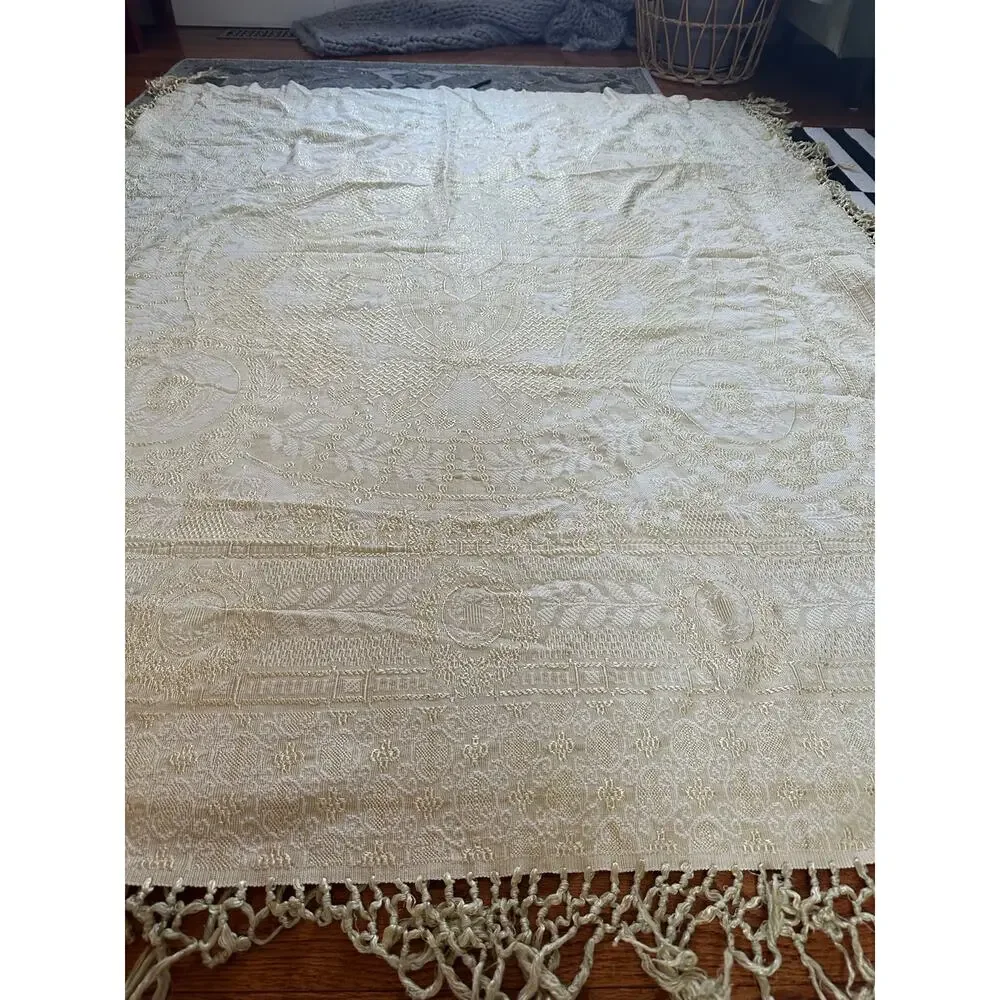 Vintage Damask Bedspread Fringesd Light yellow pale Jacquard twin/full 86x72”